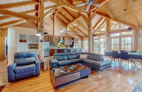 Underhill House | Solare