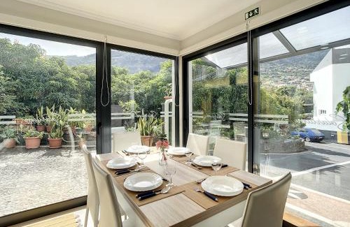 Machico House | Solarium Villa by Atlantic Holiday