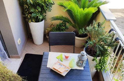 Torre Pedrera Apartment | Sole Mare