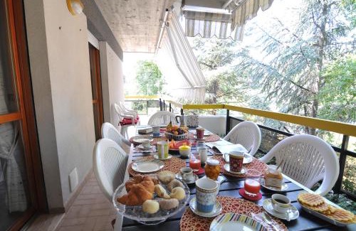 Lanciano Apartment | Sole & Querce Apartments- Bike Friendly with garage