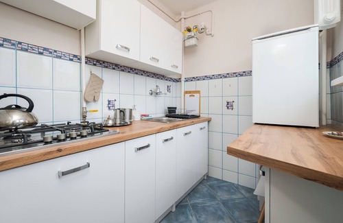 Srodmiescie Apartment | Solec Royal Blue Studio
