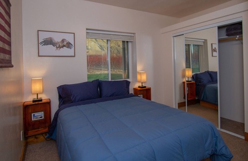 Palisade House | Solid Ground Orchard on the Fruit and Wine Byway in Palisade
