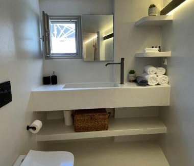 Episkopi Gonias House | Solo Sole Suites Santorini