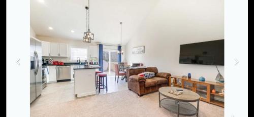 Colonial Beach House | Solymar