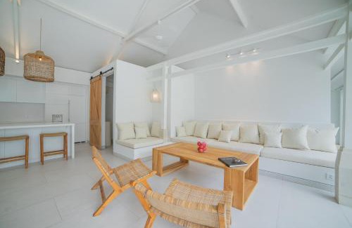 Penestanan Villa | Soma Estate Villa - Elegant 4BR Villa in Ubud Oasis
