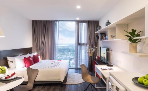 Quang An Apartment | Somerset West Point Hanoi