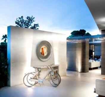 Vouliagmeni Hotel | Somewhere Vouliagmeni