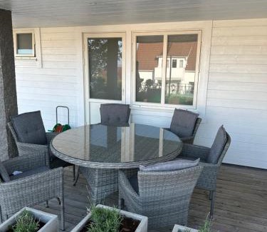 Smogen Apartment | Sommarlägenhet nära Smögenbryggan