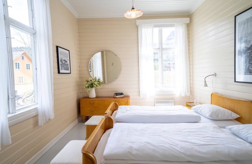 Vang Bed & Breakfast | Sommerhotellet