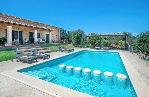 Cas Concos Villa | Son Monavi - Three Bedroom Villa, Sleeps 6