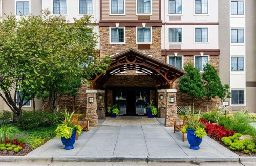 Dunwoody Hotel | Sonesta ES Suites Atlanta Perimeter Center