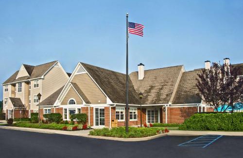 Barracks Road Hotel | Sonesta ES Suites Charlottesville University
