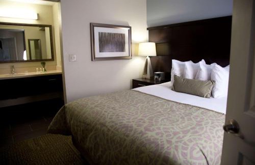 San Bruno Hotel | Sonesta ES Suites San Francisco Airport San Bruno
