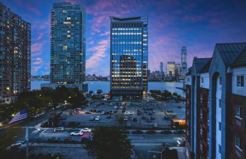 Exchange Place North Hotel | Sonesta Simply Suites Jersey City