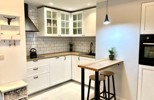 Zator Apartment | Sonja
