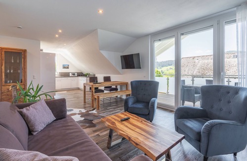 Breitnau Apartment | Sonnentau, 95qm, Balkon, 2 Schlafzimmer, max. 6 Personen