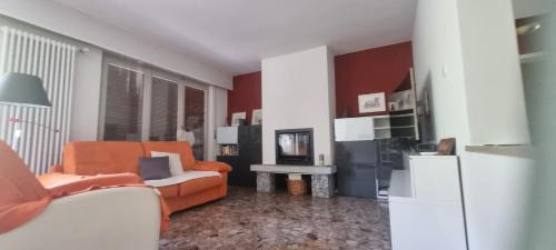 Purasca House | Sonniges Haus