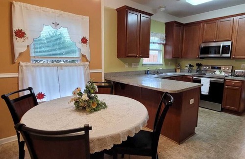 Charlotte House | Soothing 4-bedroom house in charming Charlotte