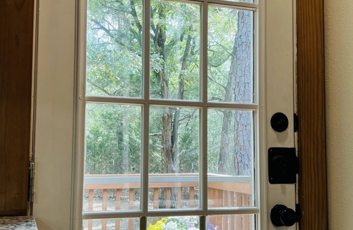 Circle D-KC Estates Cabin | Sophie’s cabin - In lost Pines! 2mi to Bastrop Lake