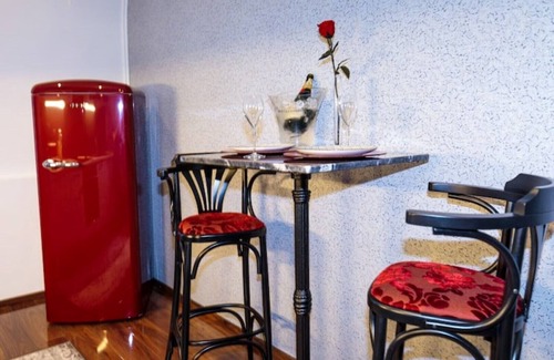 Alservorstadt Apartment | Sophie's Place "Love Edition"