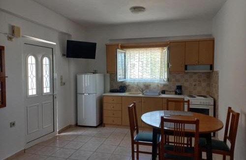 Monemvasia Apartment | Sophie's Sunny Spot 4