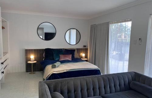 Carina Apartment | Sophisticated Spacious Self Contained Studio