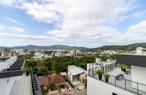 Carvoeira Apartment | Sophistication and Comfort in Carvoeira Sre0201