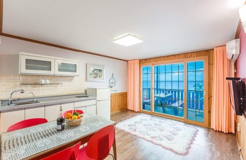 Yeongdeok House | Sora Pension