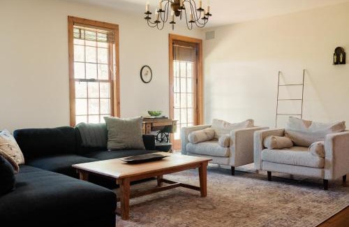 Maple City House | Sorellina House