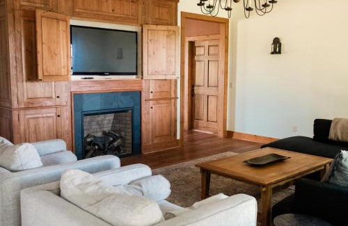 Maple City House | Sorellina House
