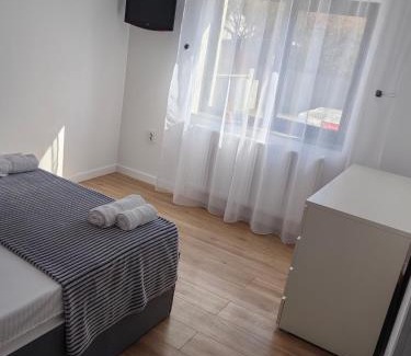 Tirgu Neamt Apartment | SorinaApartament3