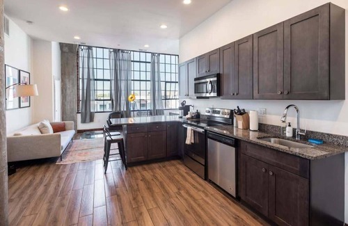 West Poplar Apartment | Sosuite | 3BR Apt w Balcony, W/D, Gym, On-Site Bar