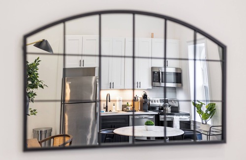 Rittenhouse Row Apartment | Sosuite | Penthouse 1BR Apt w Arch Windows, W/D