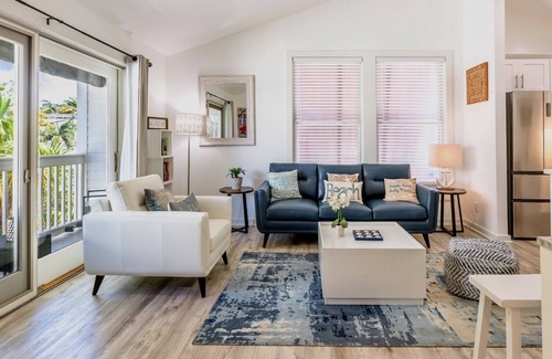 Downtown Condo | *SOUL OF DUVAL @ DUVAL* Modern/Centrally Located + LAST KEY SERVICES.
