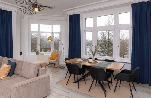 Zwickau Apartment | soulscape Apartments - EDLER sanierter Altbau-Wohnraum, zentrumsnah-gratis Wi-Fi