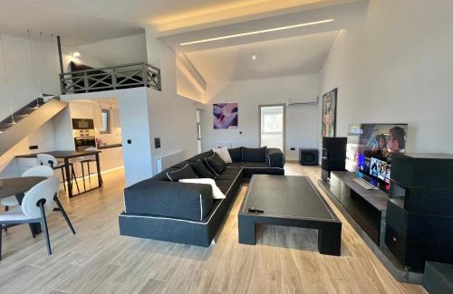 Lavreotiki Villa | Sounio - Waterfront Luxury Spa Villa Pounta Zeza 170 sqm on Private Beach