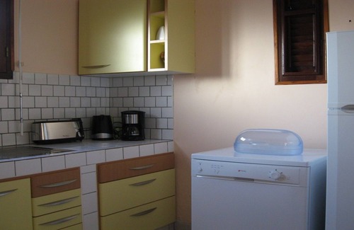 Sainte-Anne Apartment | Source Claire Villa in quiet, ventilated and friendly