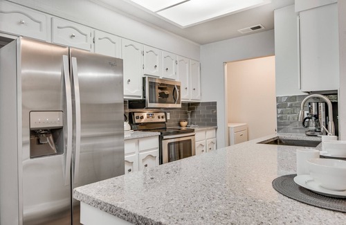 Westgate House | South Austin Creekside Retreat!