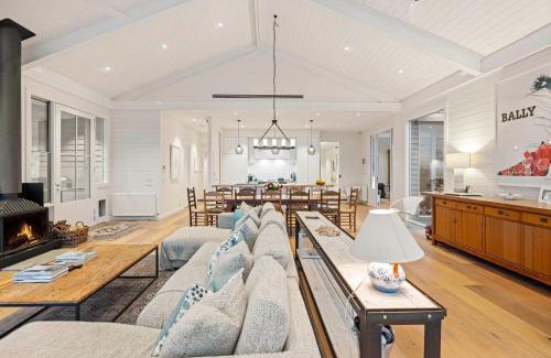Sorrento House | South Channel Vineyard Luxury Sorrento Accommodation