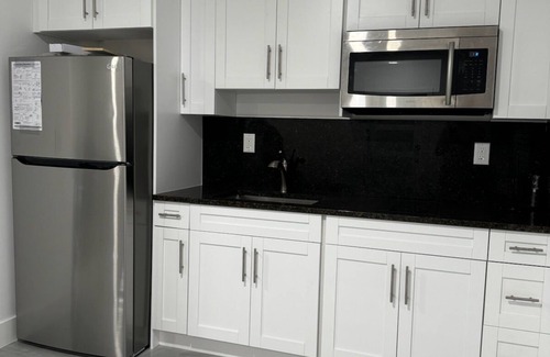 Parkland Apartment | South Florida Exclusive Studio 10mi from Beaches