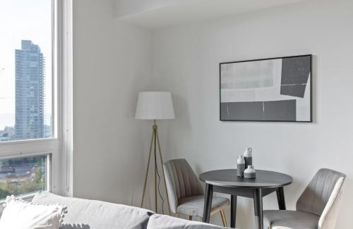 South Lake Union Apartment | South Lake Union 1br w wd roof nr Lake Union SEA-500