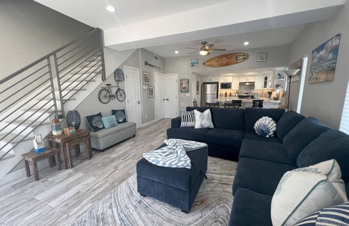 South Mission Beach Condo | South Mission Beach.Steps to the Beach & Bay!