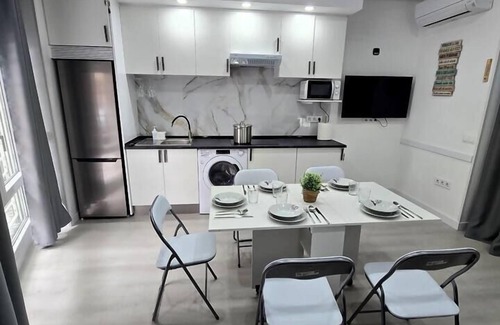 Leganes Apartment | South of Madrid, 20 minutes from downtown