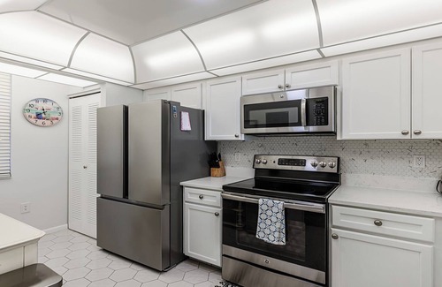 Marco Island Condo | South Seas Tower II, 1701