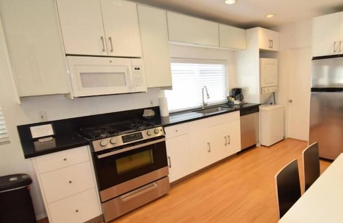 Venice Canals Hotel | South Venice Lodge