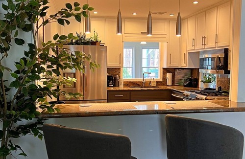 Peachtree City House | Southern Charm in Peachtree City Georgia FULLY FURNISHED and GOLF CART INCLUDED