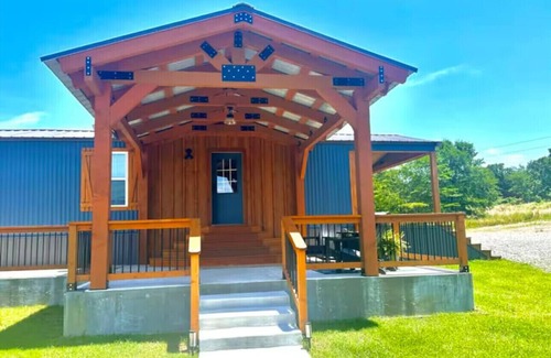 Talihina Cabin | Southern Comfort 2-bedroom cabin in beautiful Talihina , OK with WiFi, AC