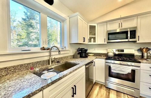 Bayville Cottage | Southern Cross by Chill Vacation Rentals