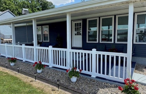 Northwest House | "Southern Shores Secret" with amazing lake access! Everything is new!