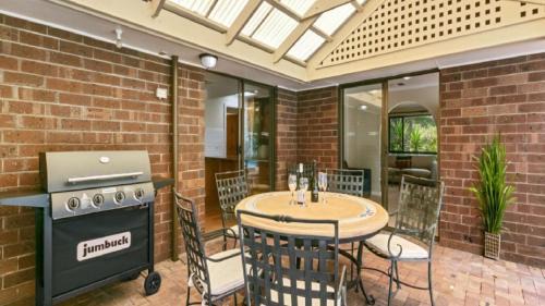 Willunga South House | Southern Vales Sunsets by Wine Coast Holidays